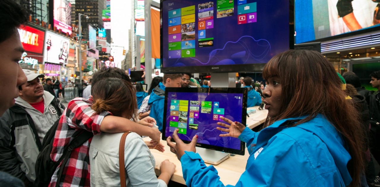 microsoft windows 8 experiential marketing image